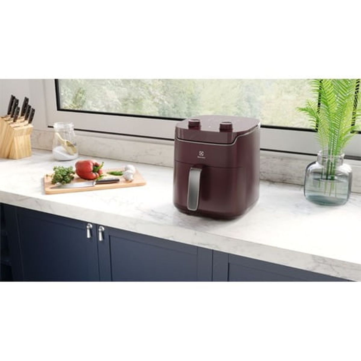 Airfryer_-EAF41_Kitchen_Electrolux_-Andes_600x600-500x500.jpg