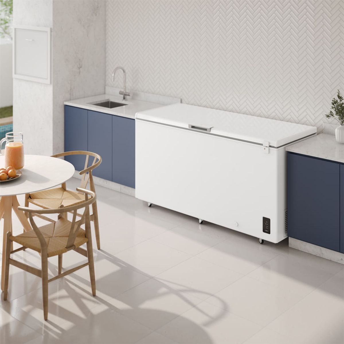 Freezer_EFH50S3C5AW_Ambience_Electrolux_Spanish-1000x1000.raw