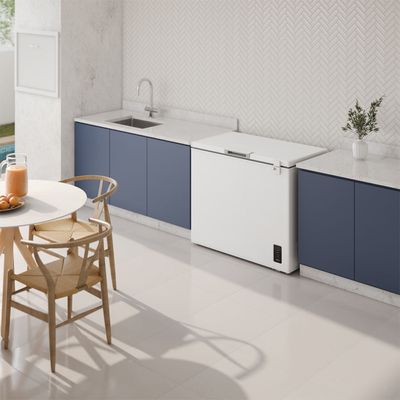 Freezer_EFH25S3C5AW_Ambience_Electrolux_Spanish-1000x1000.raw