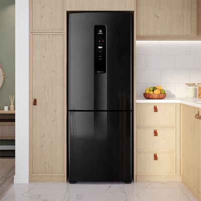 Refrigerator_IB7B_Environment_Square_Electrolux_Spanish-1000x1000