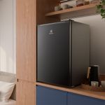 Mini_Freezer_EFU98S3C6AB_Environment_Square_Spanish-1000x1000.raw