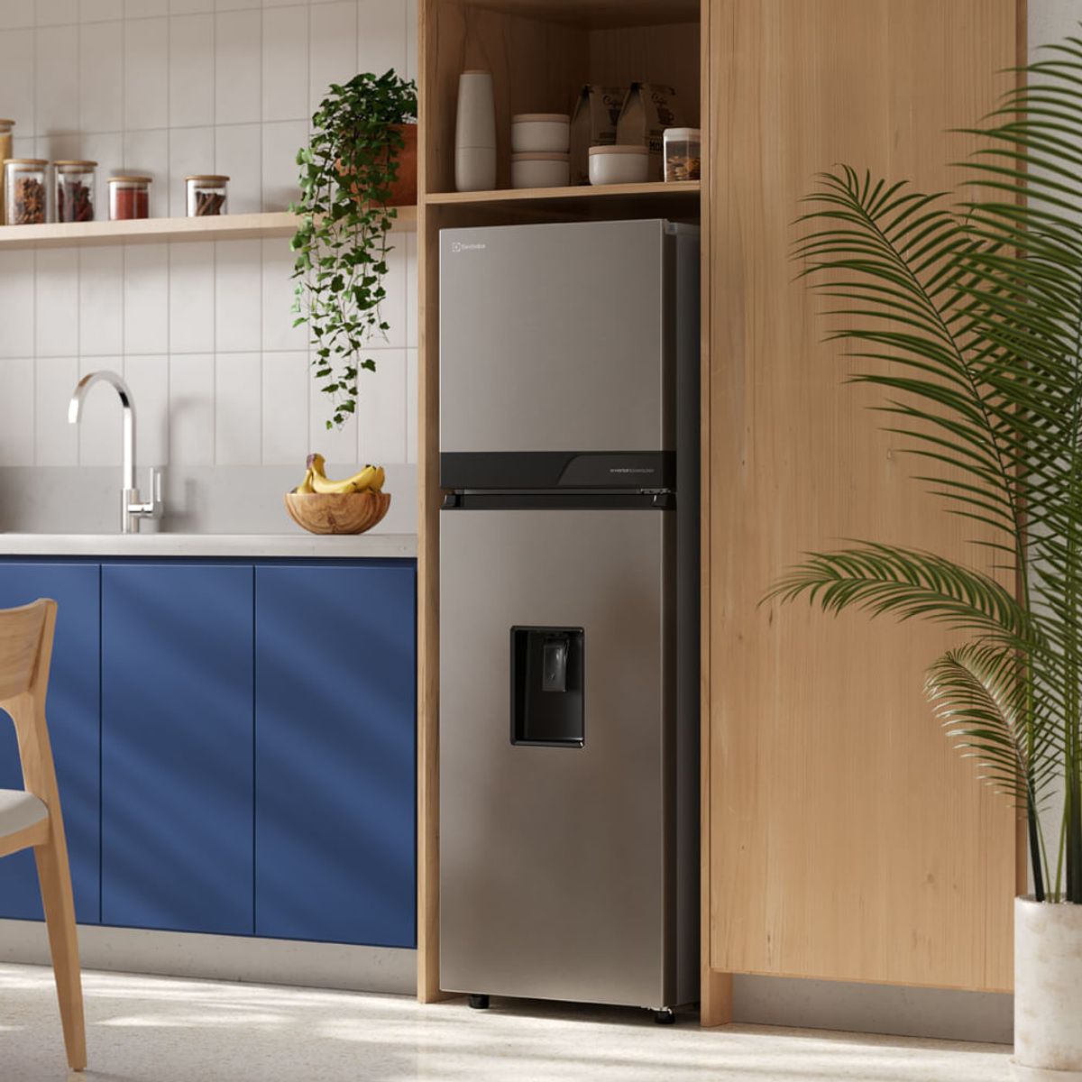 Refrigerator_ERT20A3C6DS_Environment_Square_Electrolux_Spanish-1000x1000.raw